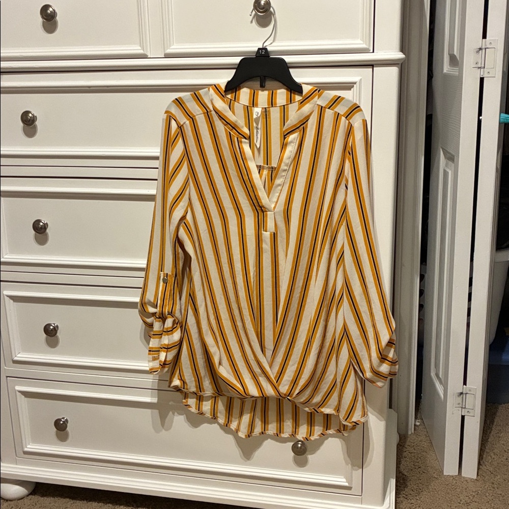 NY Collection Mustard and White Striped Top